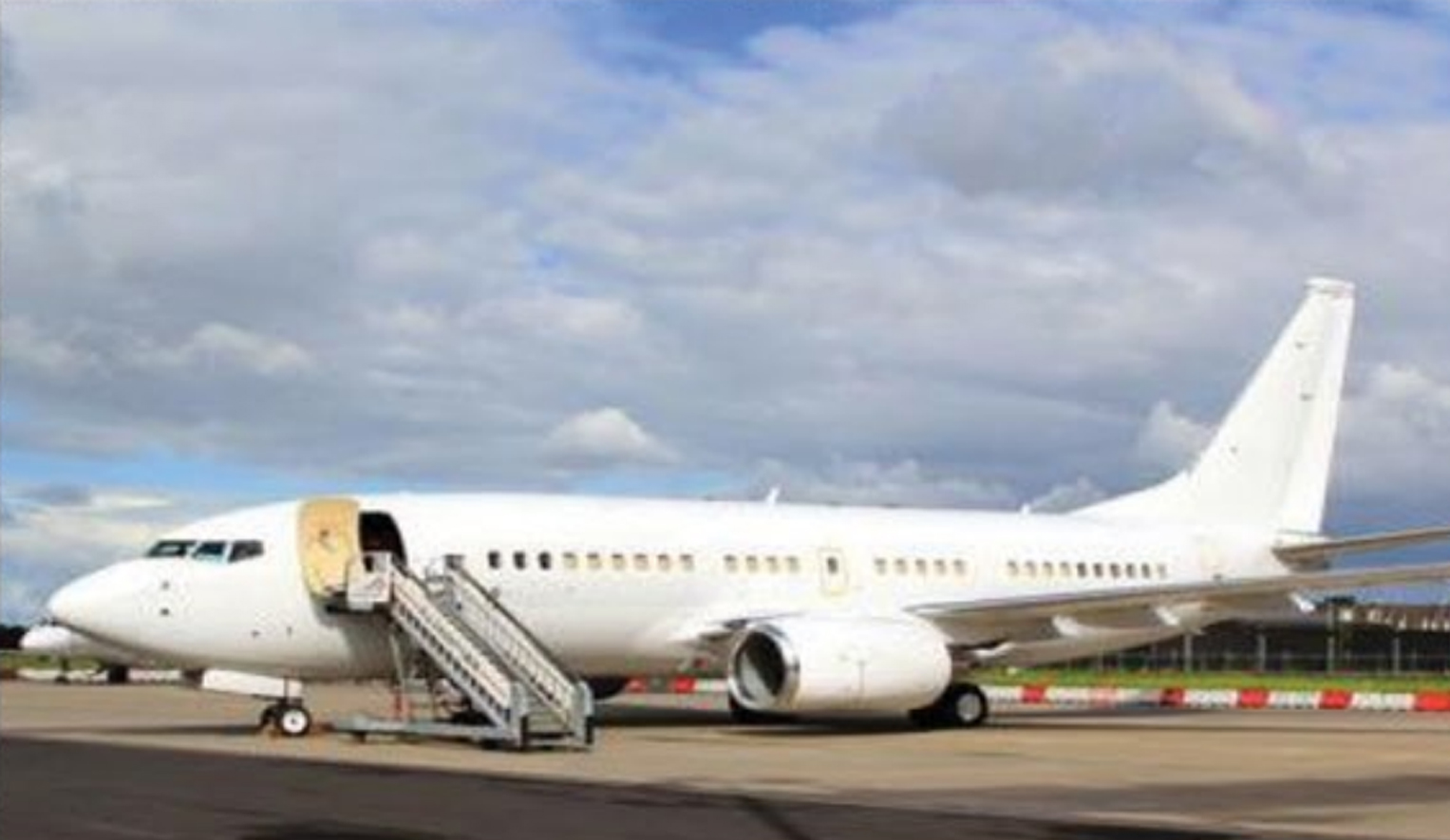 Boeing 737-73W (BBJ)